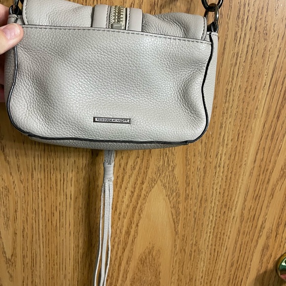 Rebecca Minkoff Taupe Leather Crossbody SAMPLE NFS Tag Small Adjustable OFAK? - Picture 10 of 13